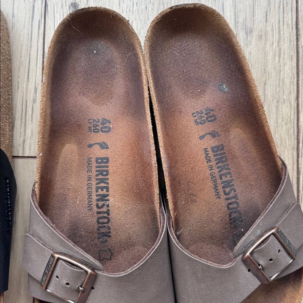 Birkenstock Madrid Sandals Lot 2 Pair EU 40 Brown Black Leather Slide Comfort - Picture 9 of 13
